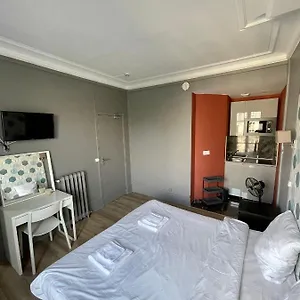 Le17 Furnished Hotel