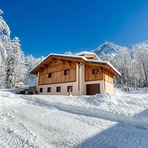 https://demi-chalet-888-luxe-spa-et-sauna.hotels-rhonealpes.com