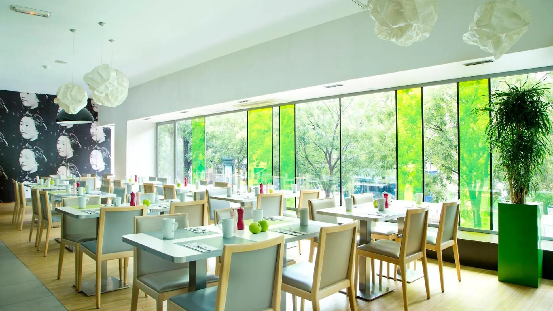 Holiday Inn Paris Opéra - Grands Boulevards, an IHG Hotel 4*,